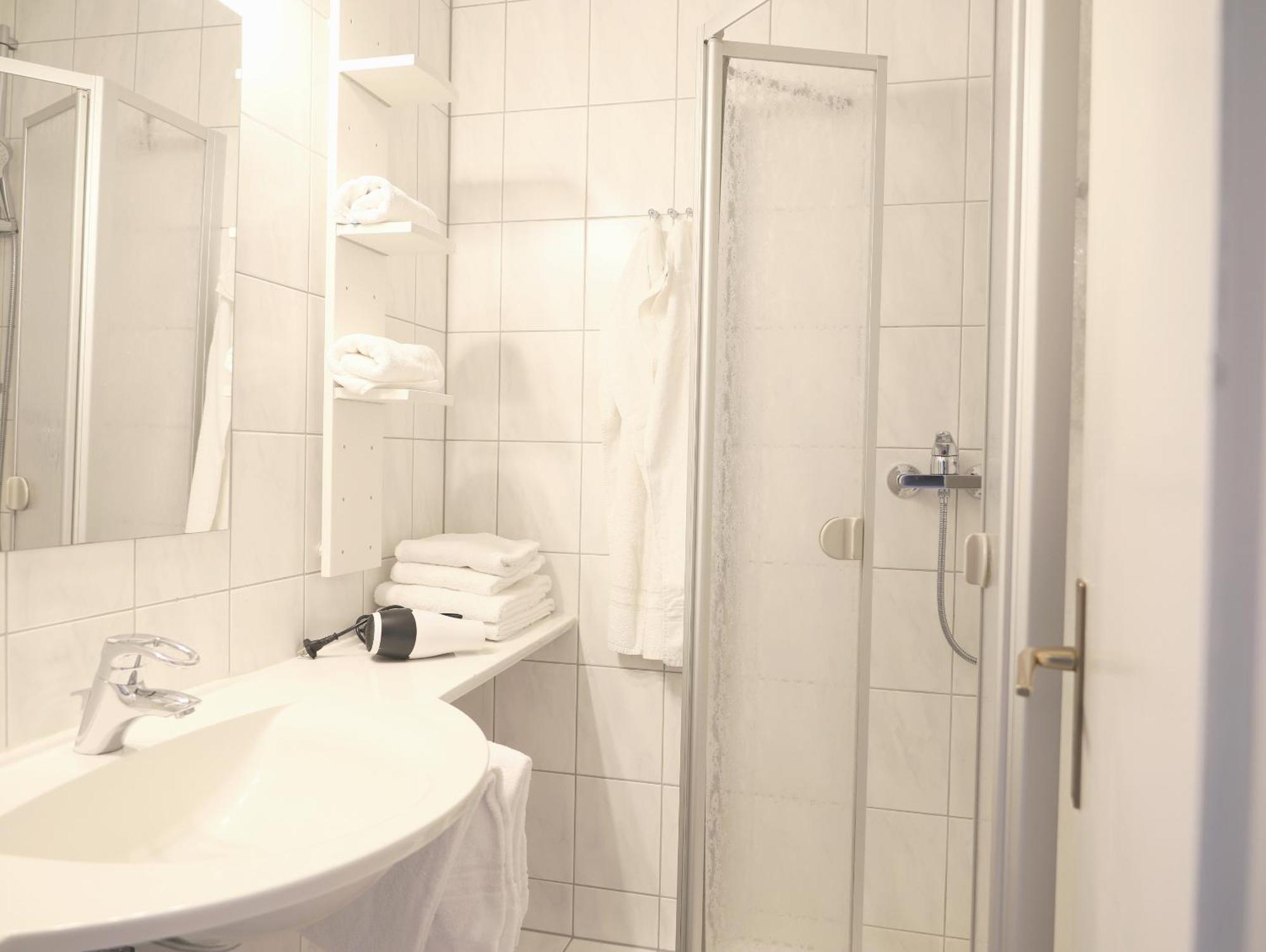 ווסטרלנד Modernes 2-Zimmer-Appartement Mit Balkon. מראה חיצוני תמונה