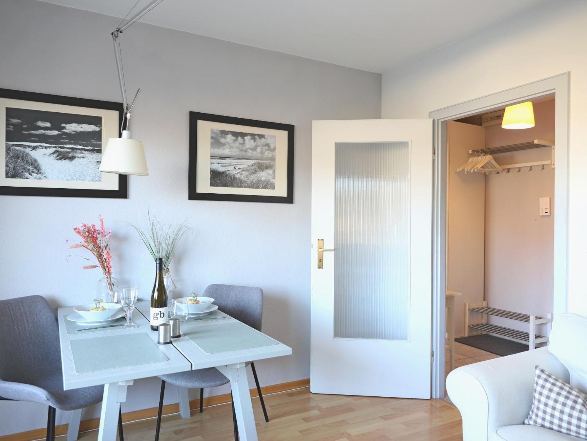 ווסטרלנד Modernes 2-Zimmer-Appartement Mit Balkon. מראה חיצוני תמונה